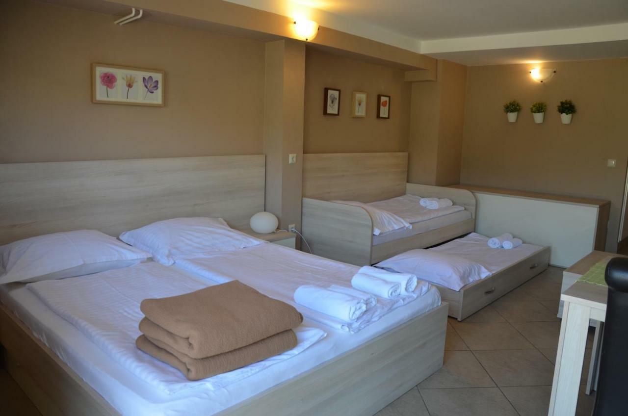 Apartments Mango II Baška Eksteriør bilde